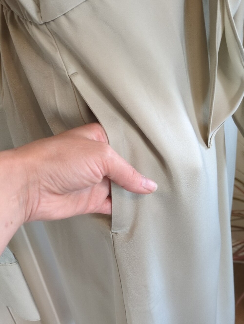 Banana Republic Light Taupe Tie-Waist Shirt Dress - Picture 5 of 12